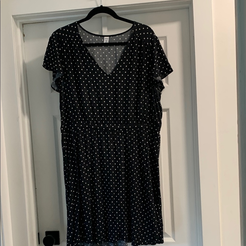 Old Navy XL Black and White Flutter Sleeve Sundress